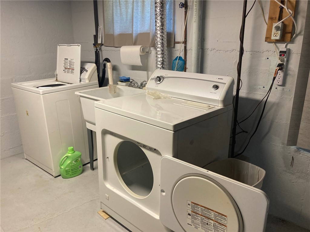 12 Delway Road Cranston, RI 02910 - Photo 20 of 28 downstairs laundry