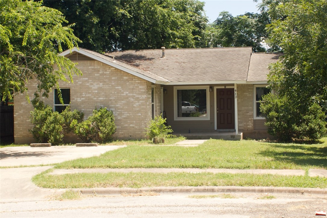 913 Bret Lane, Unit A Austin, TX 78721 - Photo 1 of 1