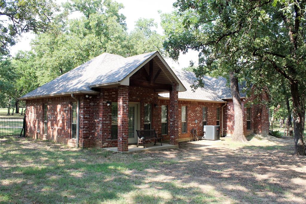110 Bay Tree Trail Mabank, TX 75156 - Photo 19 of 20 a view of a house