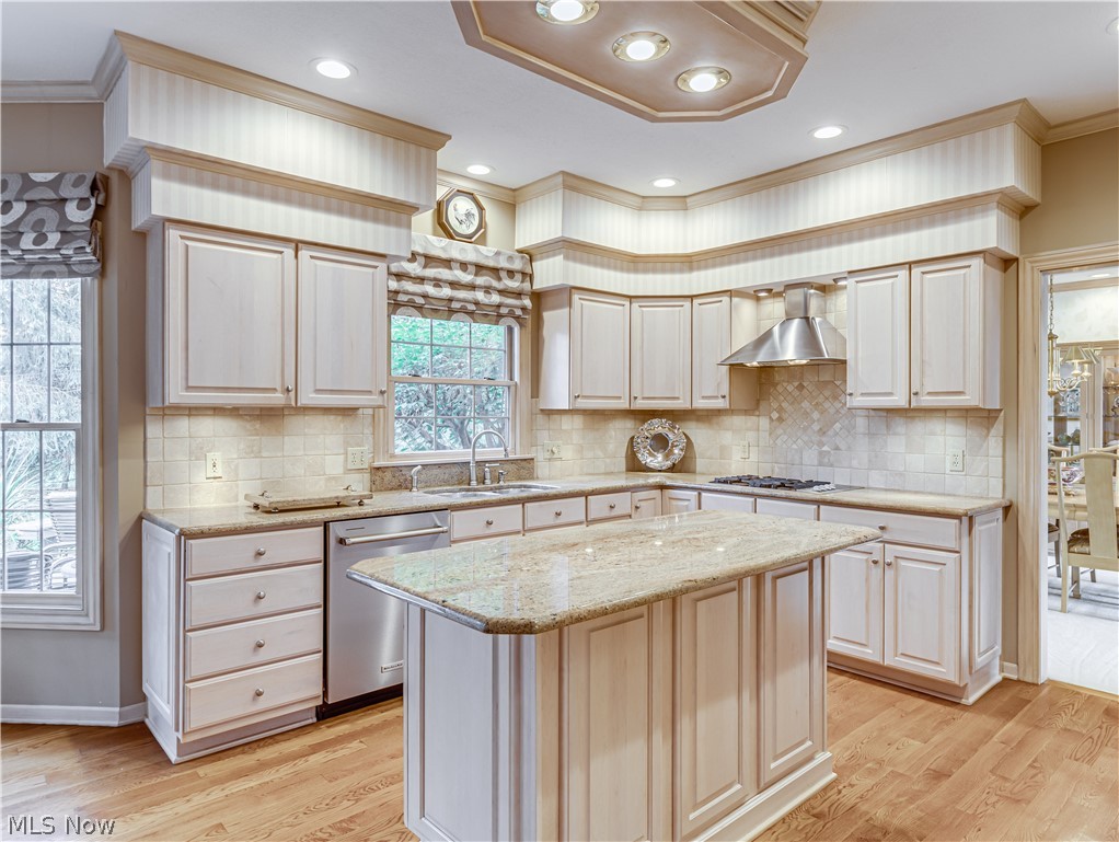 1715 Summerchase Road Northeast Canton, OH 44721 - Photo 10 of 33 Gallery Image 10