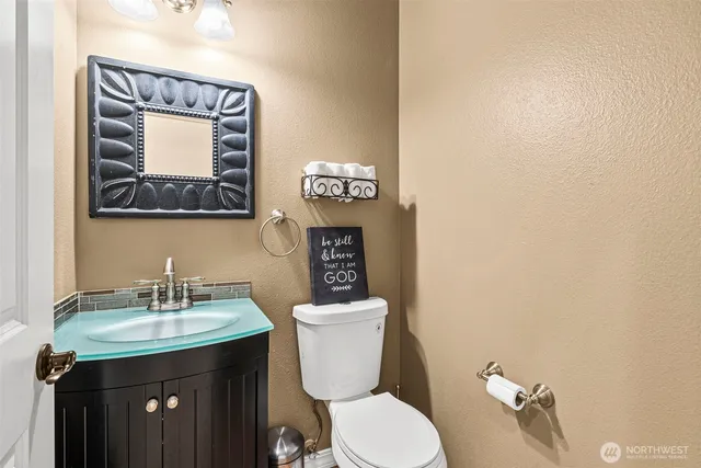 $1,095,000 | 9609 346th Street South, Roy, WA 98580