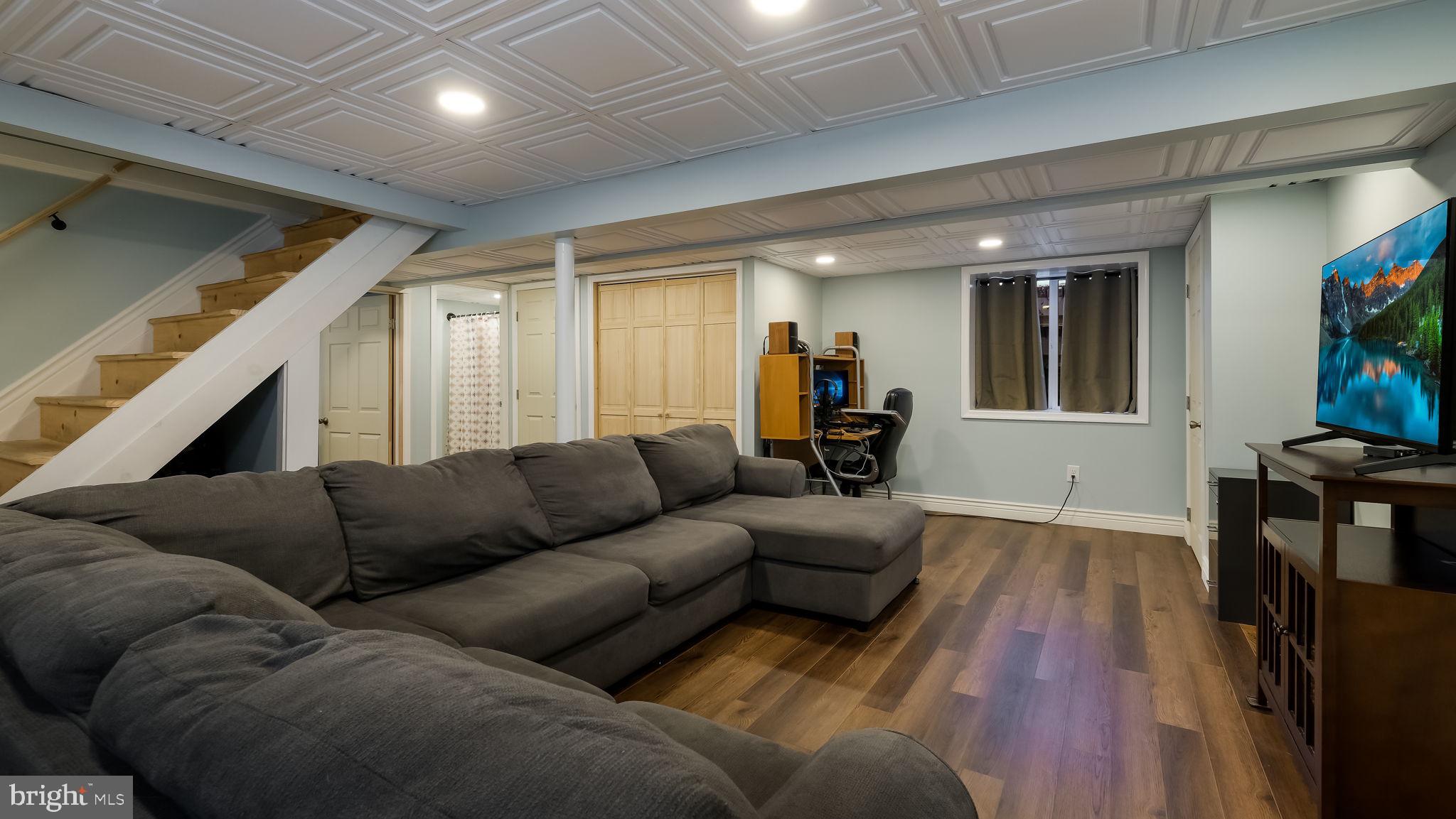 501 Vernon Road Willow Grove, PA 19090 - Photo 13 of 20 Gallery Image 13
