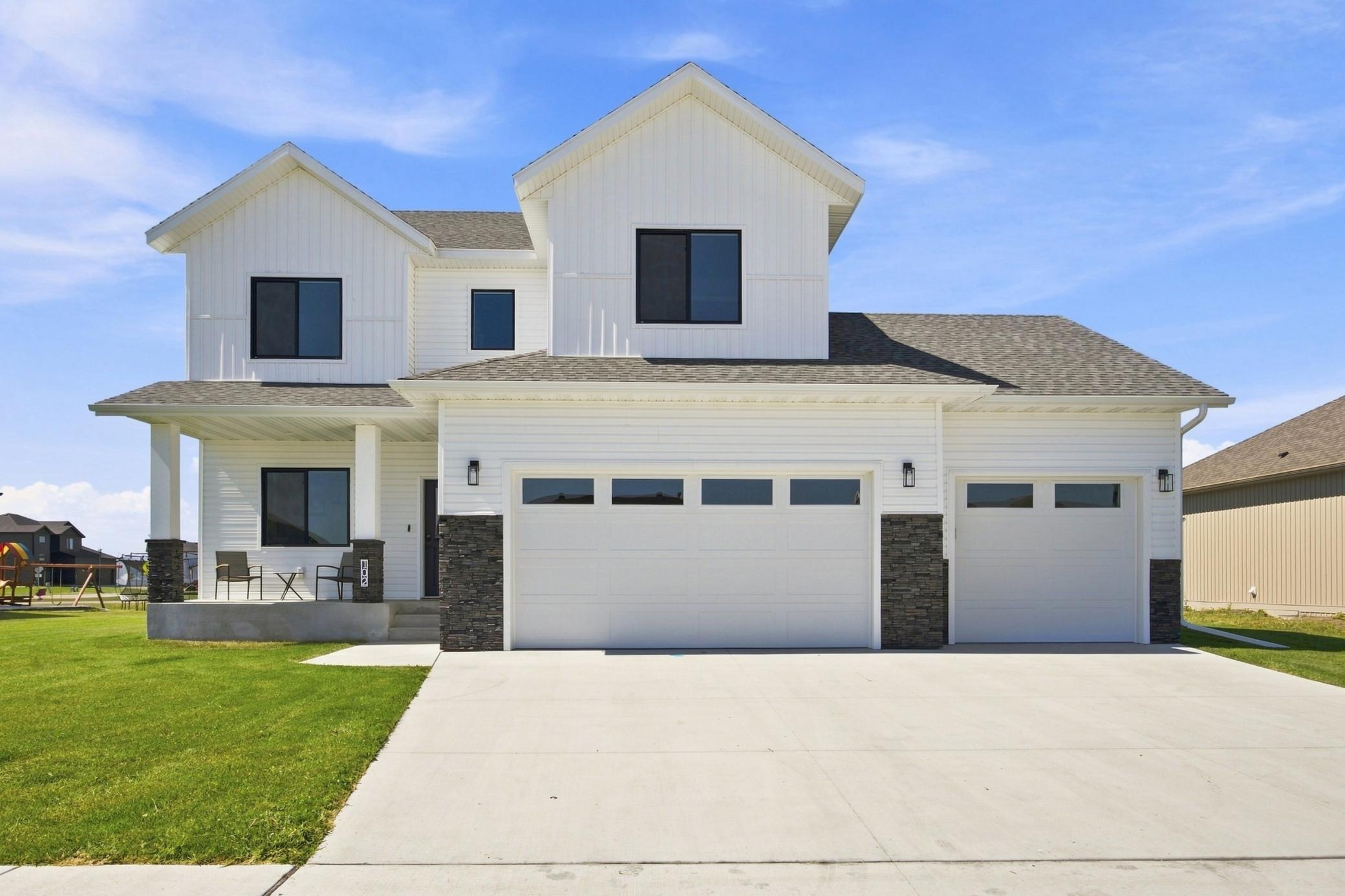 102 Annie's Way Mapleton, ND 58059 - Photo 1 of 47 Gallery Image 1