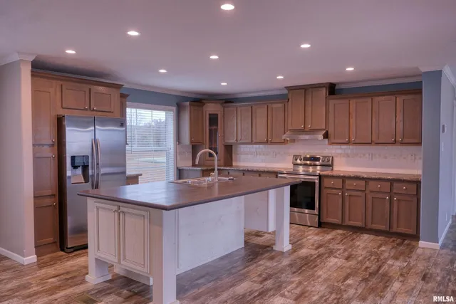 $279,500 | 890 Gilead Church Road, Vienna, IL 62995