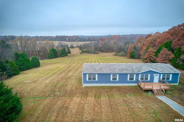 $279,500 | 890 Gilead Church Road, Vienna, IL 62995