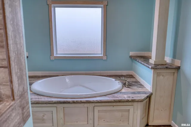 $279,500 | 890 Gilead Church Road, Vienna, IL 62995