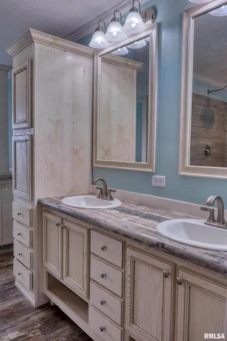 $279,500 | 890 Gilead Church Road, Vienna, IL 62995