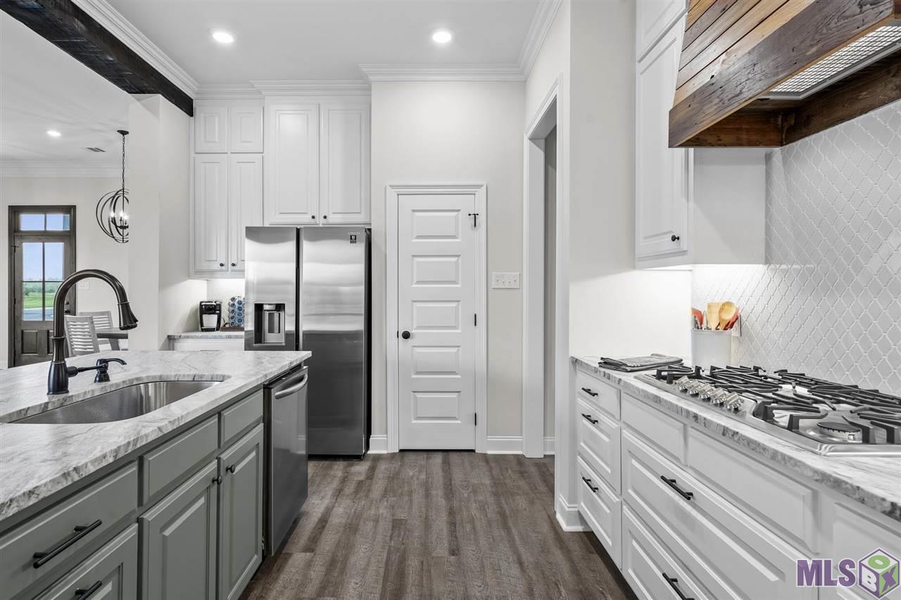 5160 Black River Road Darrow, LA 70725 - Photo 13 of 38