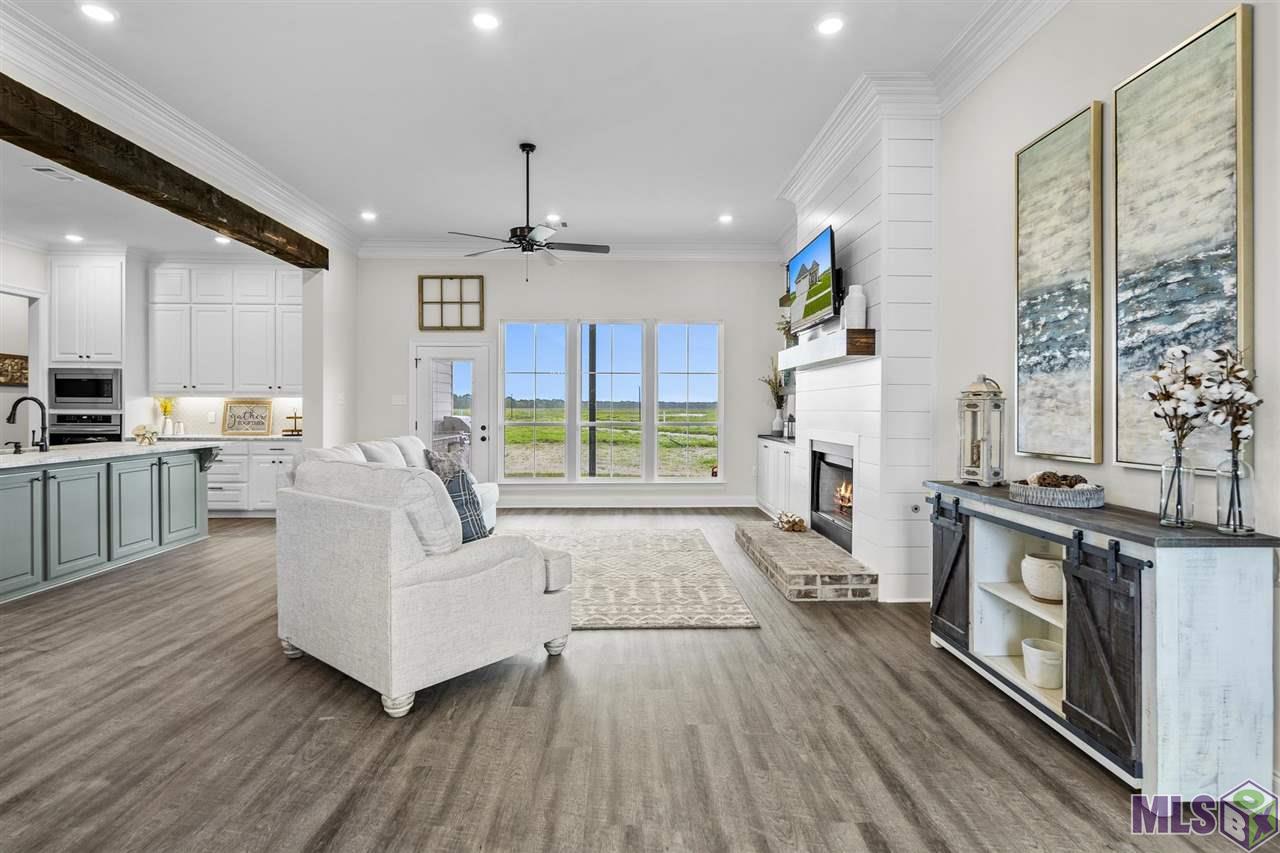 5160 Black River Road Darrow, LA 70725 - Photo 4 of 38