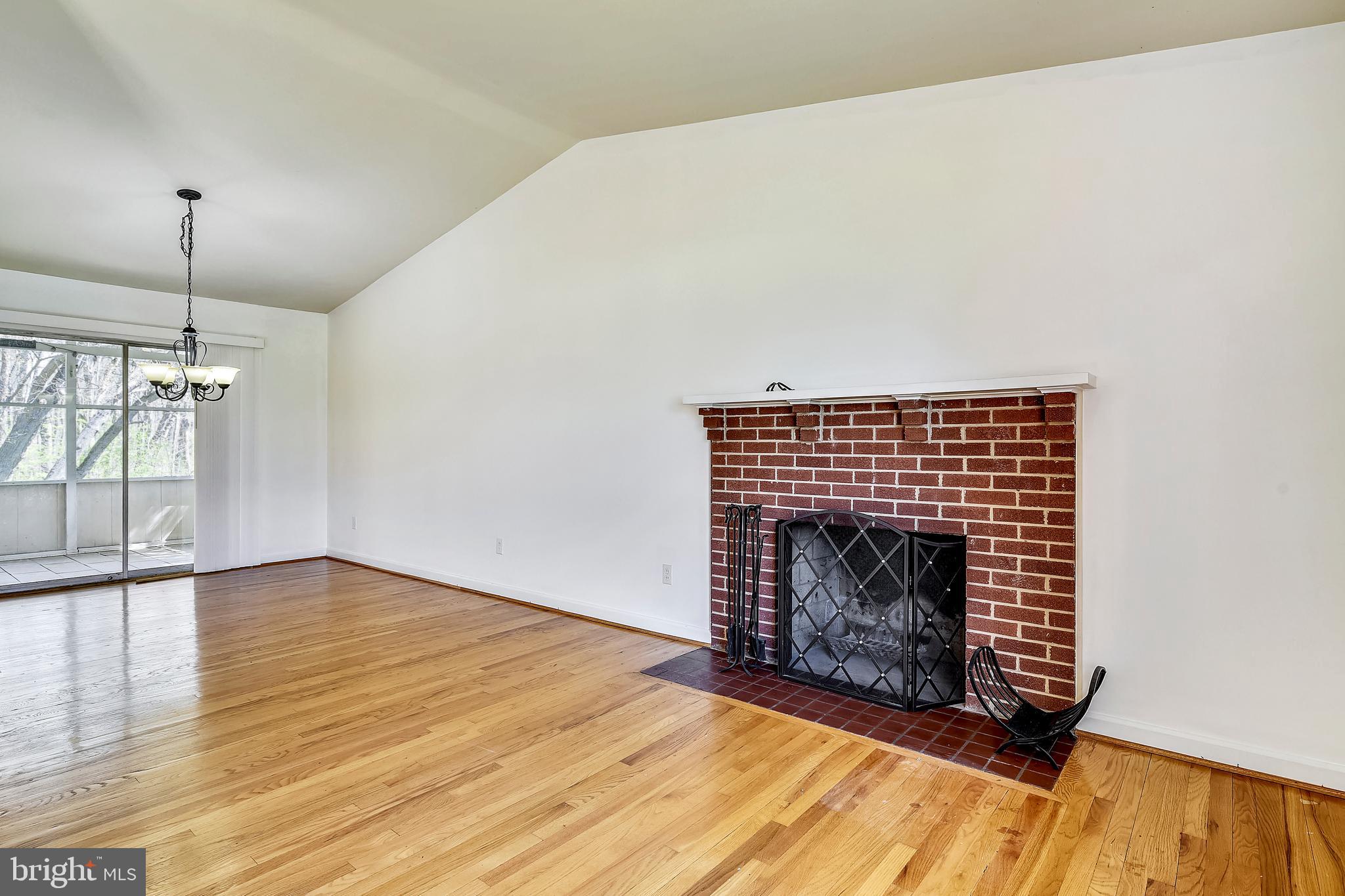 1703 Ladd Street Silver Spring, MD 20902 - Photo 7 of 26 Living room