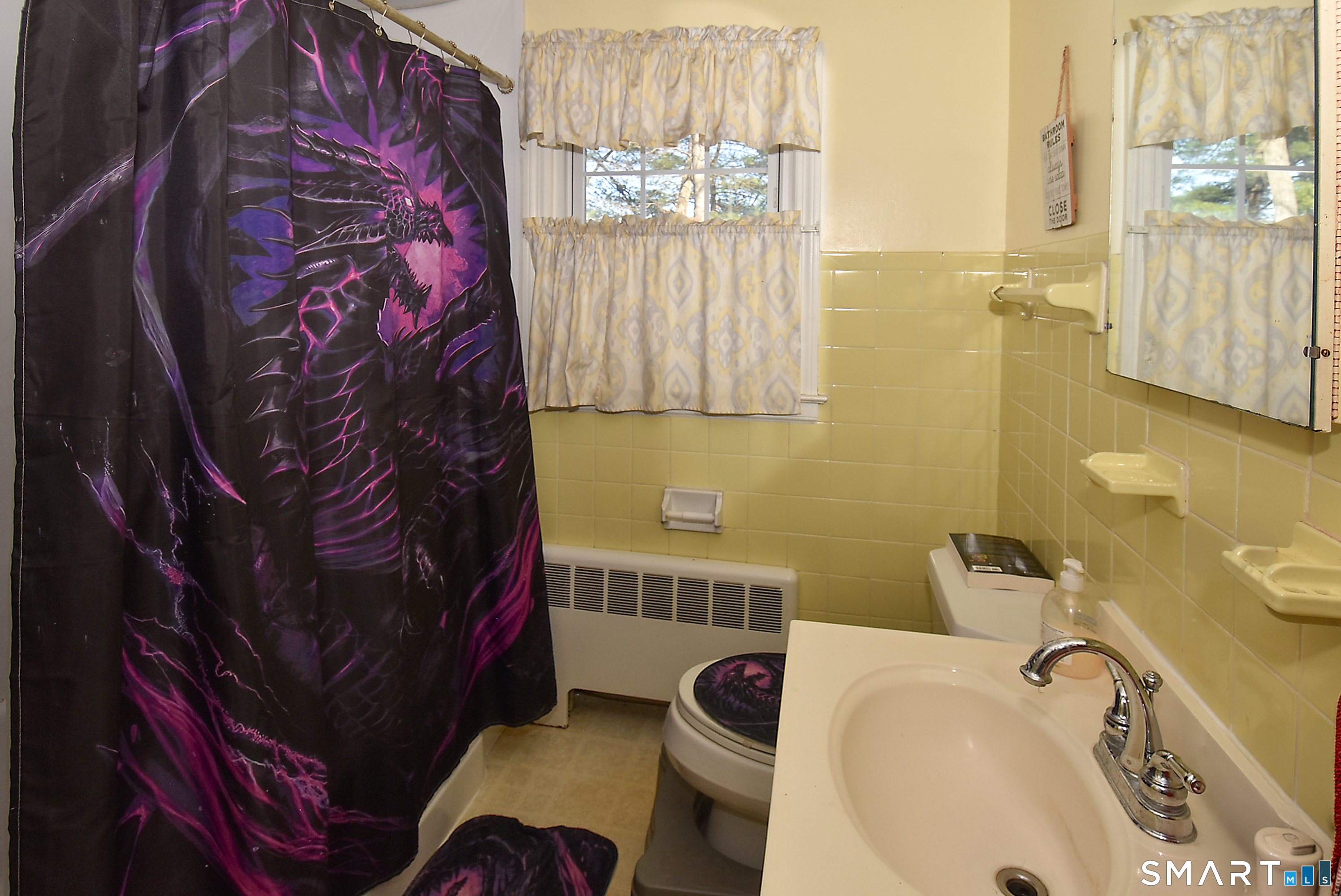 3 French Road Manchester, CT 06042 - Photo 15 of 20 a bathroom with a sink and a bathtub