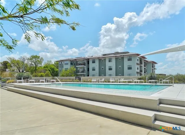 $798,800 | 800 Embassy Drive, Unit 319, Austin, TX 78702