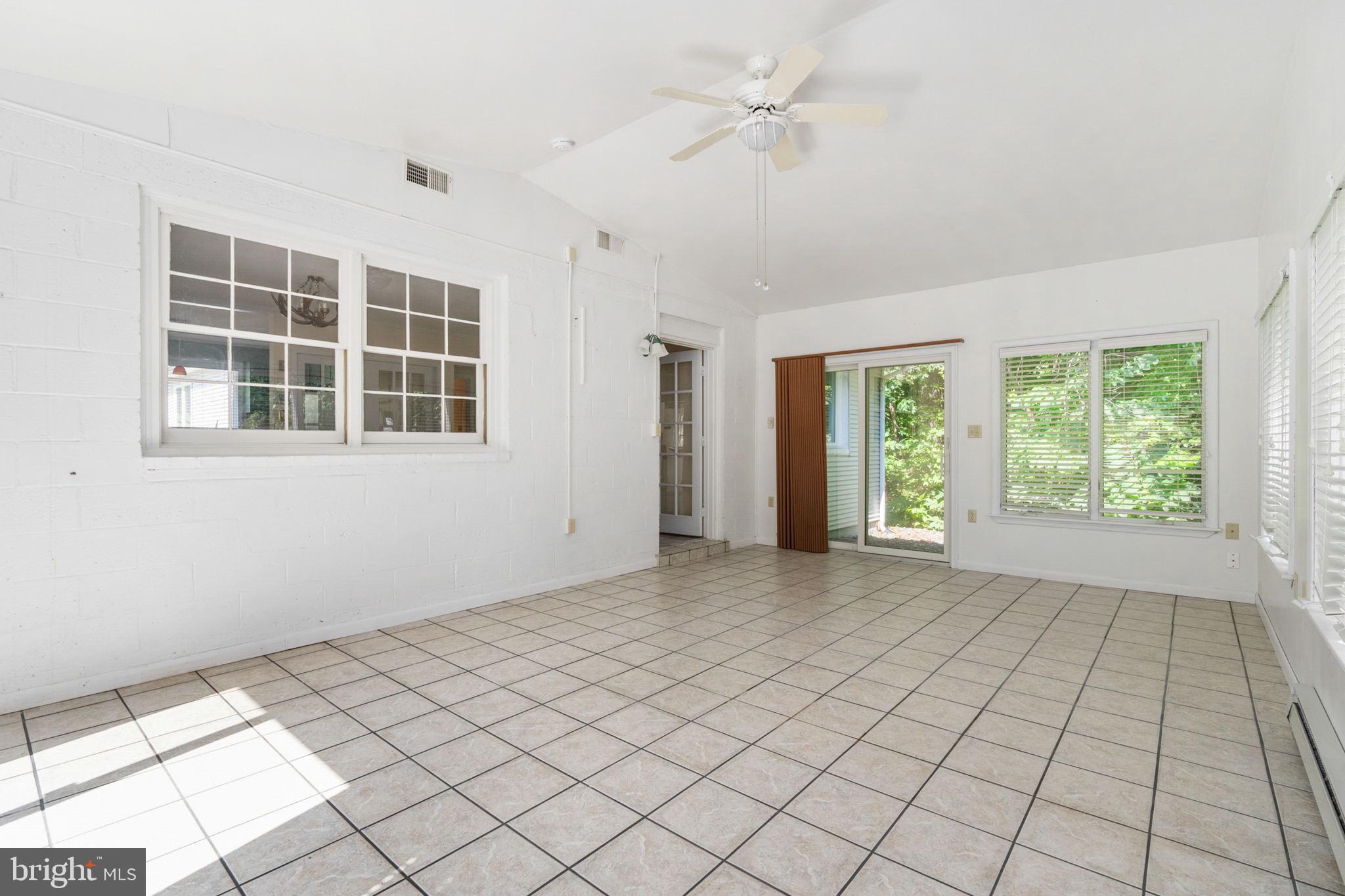 1012 Riverview Road Montross, VA 22520 - Photo 24 of 36 Family room