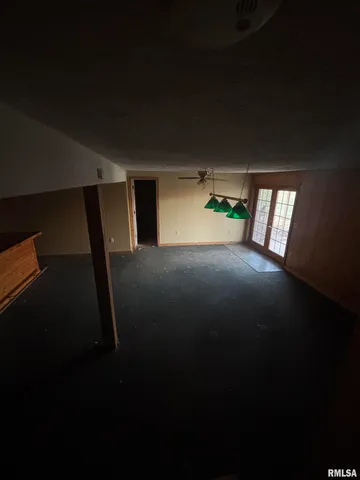 $172,500 | 17 Springwater Drive, Jacksonville, IL 62650