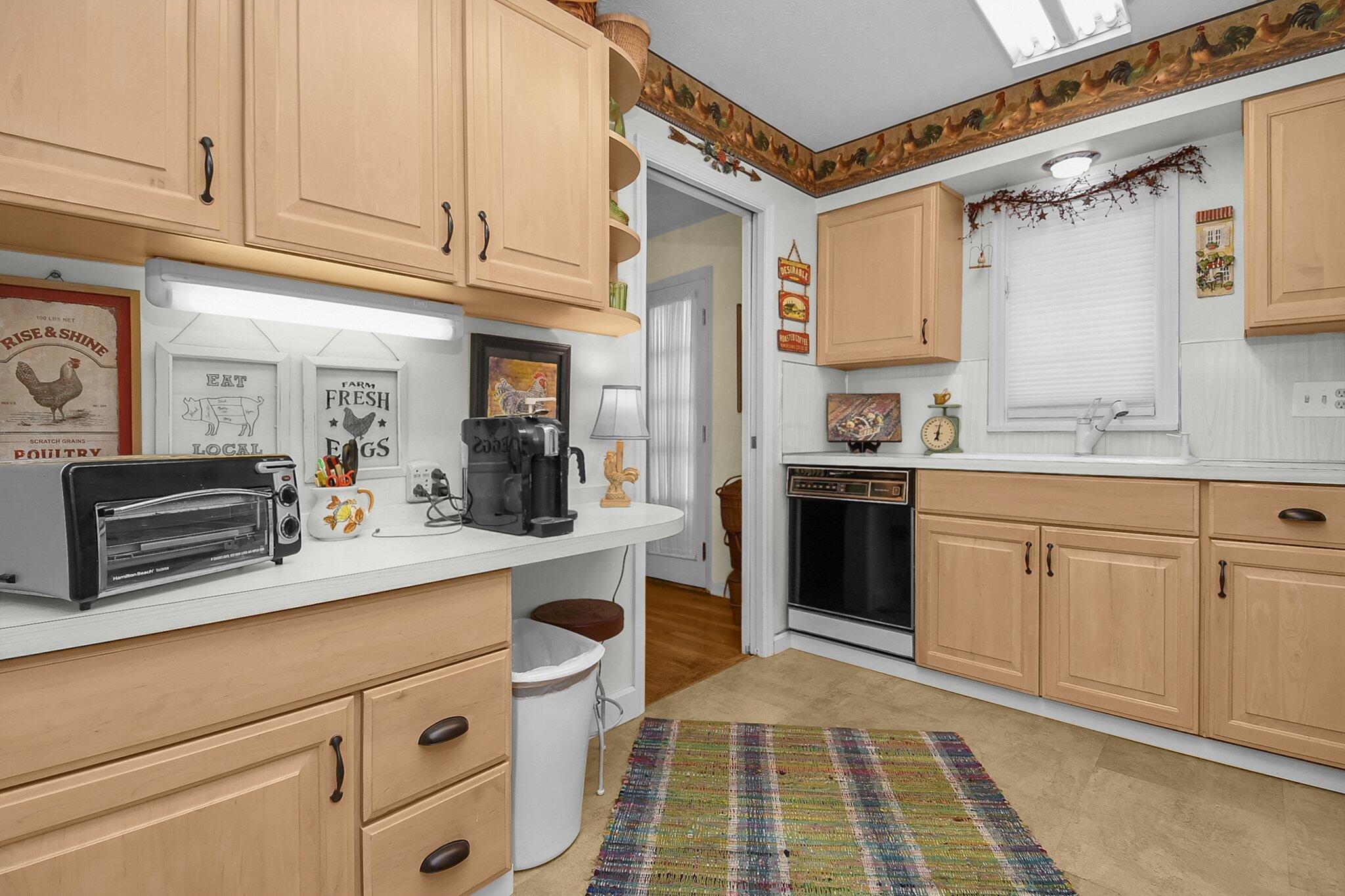 1590 Noe Bixby Road, Unit A1 Columbus, OH 43232 - Photo 20 of 25 9-web-or-mls-1590-noe-bixby-rd