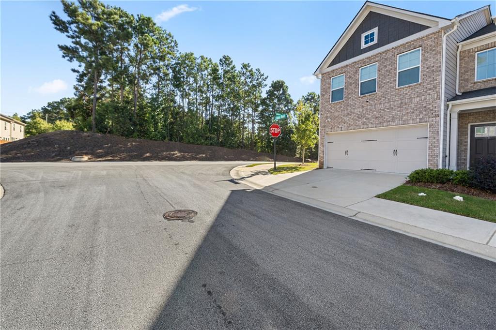 7753 Lance Road Fairburn, GA 30213 - Photo 2 of 17 Gallery Image 2
