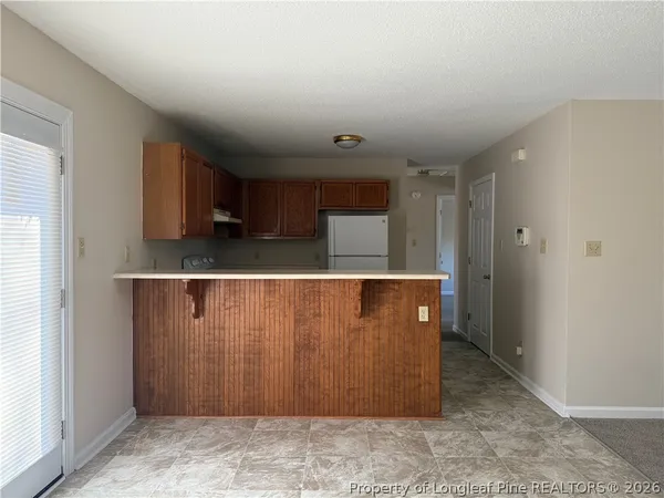 $1,000 | 403 West 8th Avenue, Raeford, NC 28376