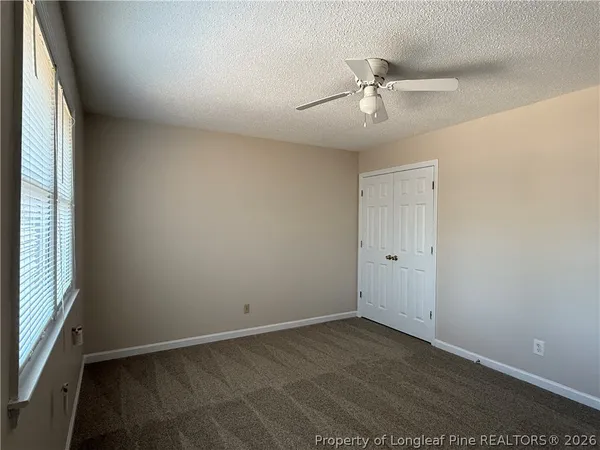 $1,000 | 403 West 8th Avenue, Raeford, NC 28376