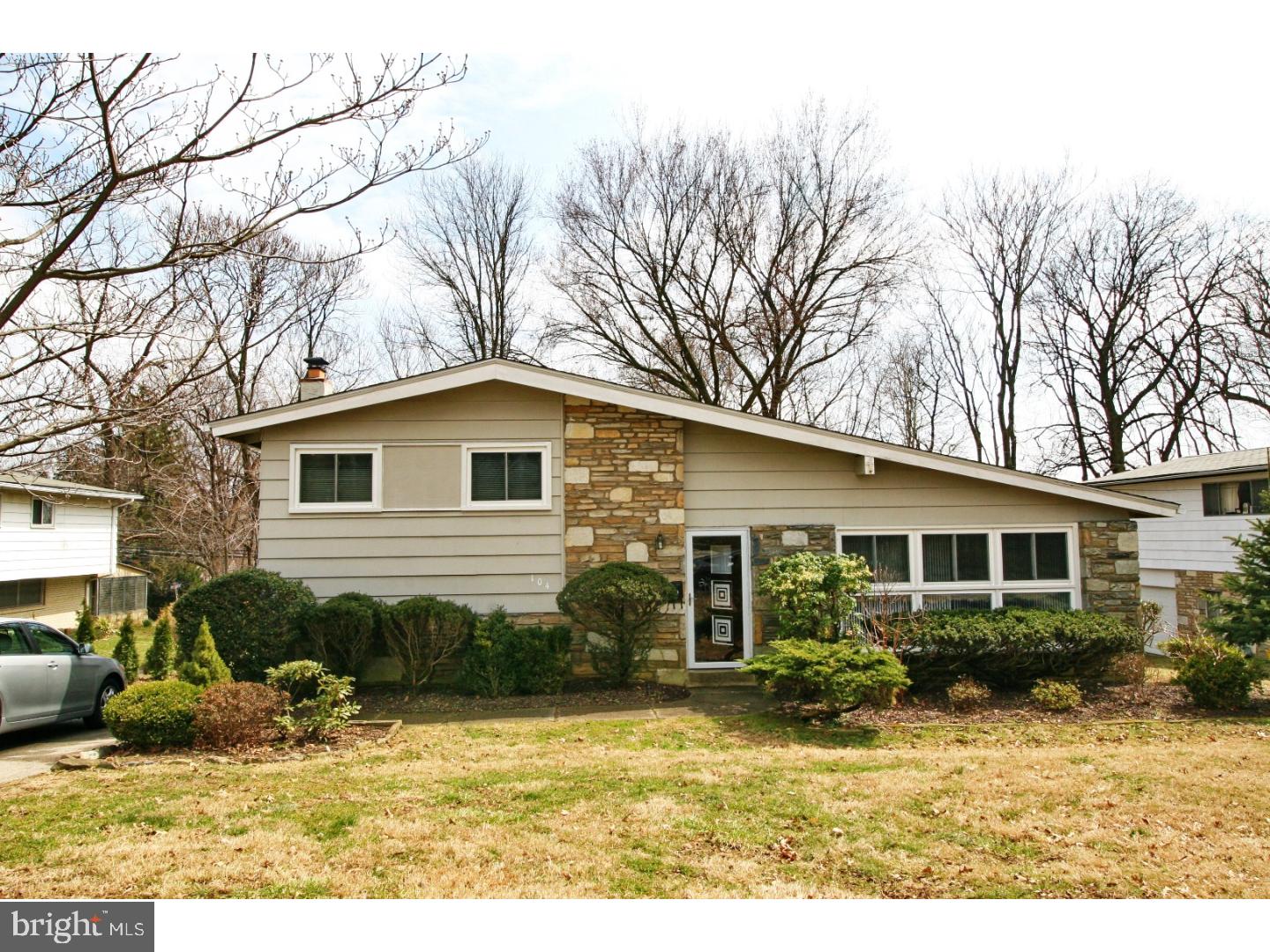 104 Yew Road Cheltenham, PA 19012 - Photo 1 of 16 Exterior Front
