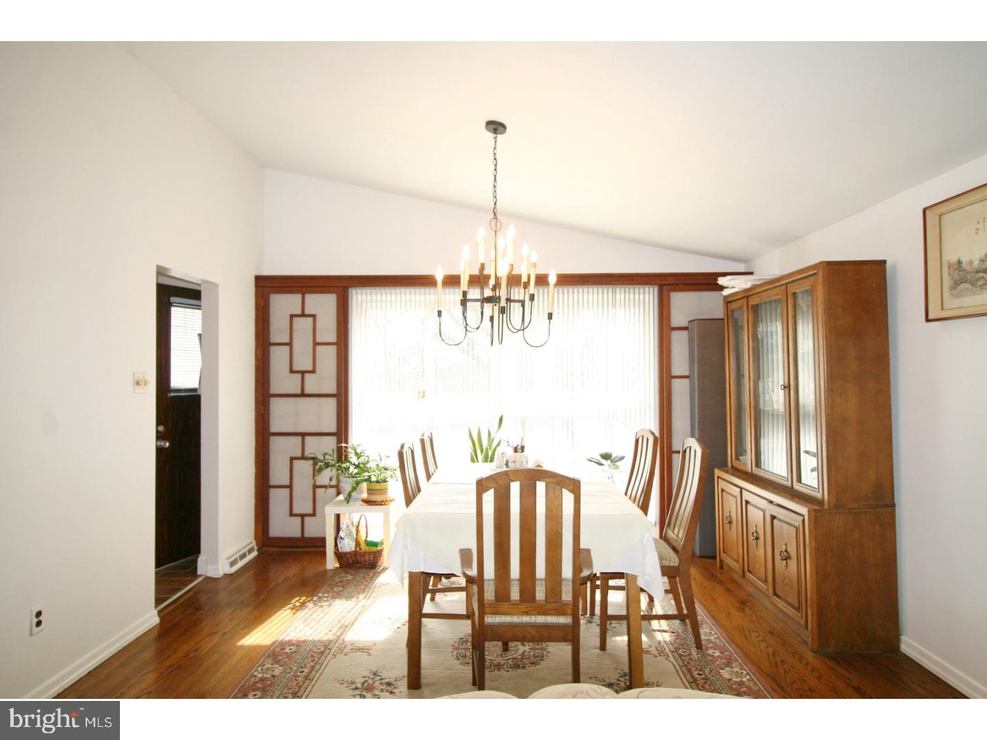 104 Yew Road Cheltenham, PA 19012 - Photo 4 of 16 Dining Room