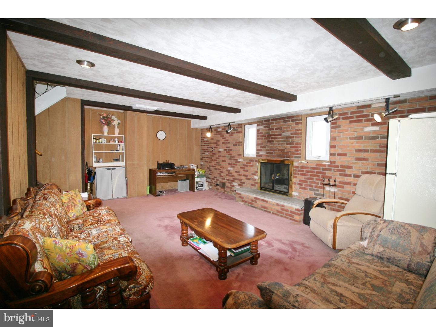 104 Yew Road Cheltenham, PA 19012 - Photo 6 of 16
