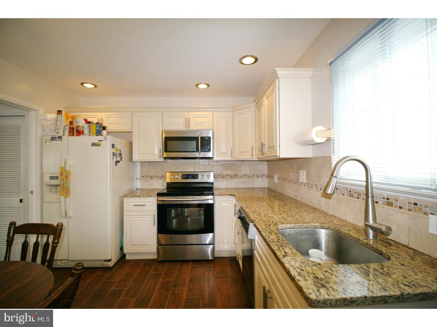 104 Yew Road Cheltenham, PA 19012 - Photo 8 of 16