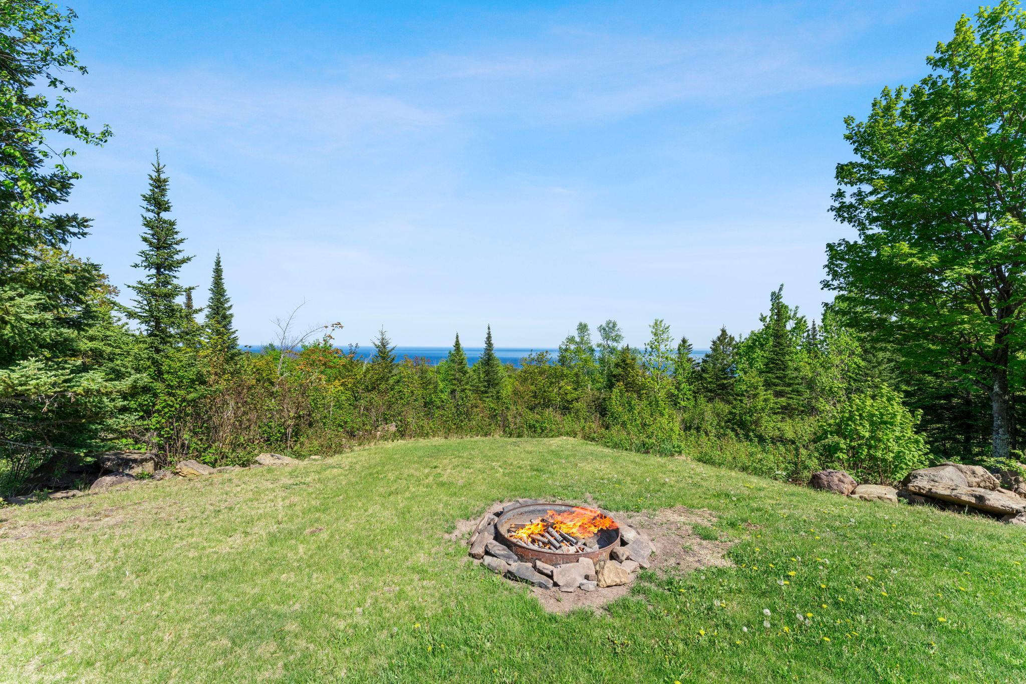 685 Cuttingwood Road Two Harbors, MN 55616 - Photo 6 of 88