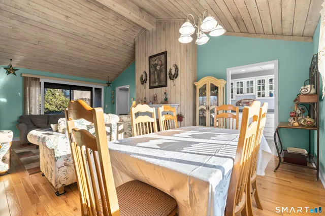 $531,500 | 315 Navajo Lane, Unit A, Stratford, CT 06614