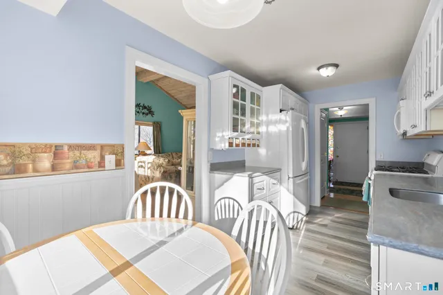 $531,500 | 315 Navajo Lane, Unit A, Stratford, CT 06614