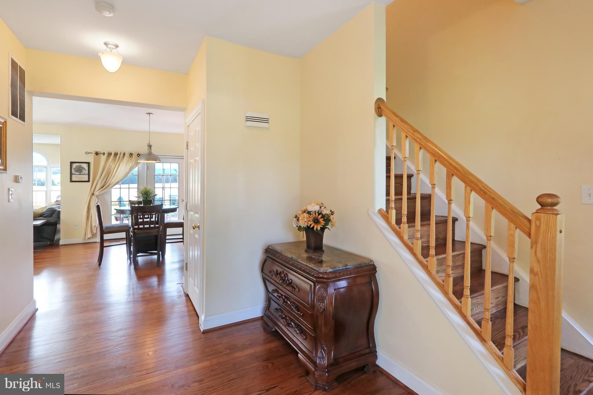 9215 Stottlemeyer Road Boonsboro, MD 21713 - Photo 3 of 30 So much living space!