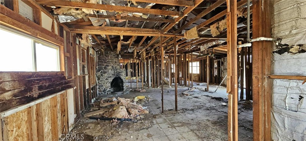 33354 Haynes Road Lucerne Valley, CA 92356 - Photo 12 of 32