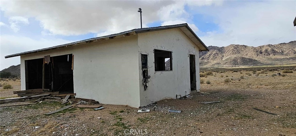 33354 Haynes Road Lucerne Valley, CA 92356 - Photo 17 of 32