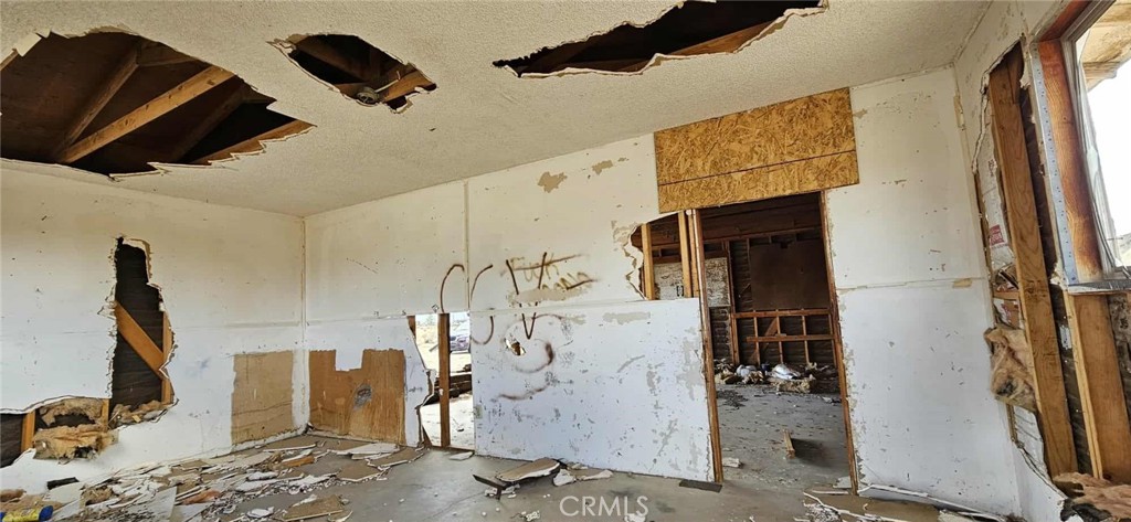 33354 Haynes Road Lucerne Valley, CA 92356 - Photo 19 of 32