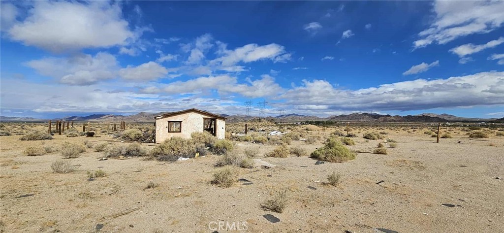 33354 Haynes Road Lucerne Valley, CA 92356 - Photo 26 of 32