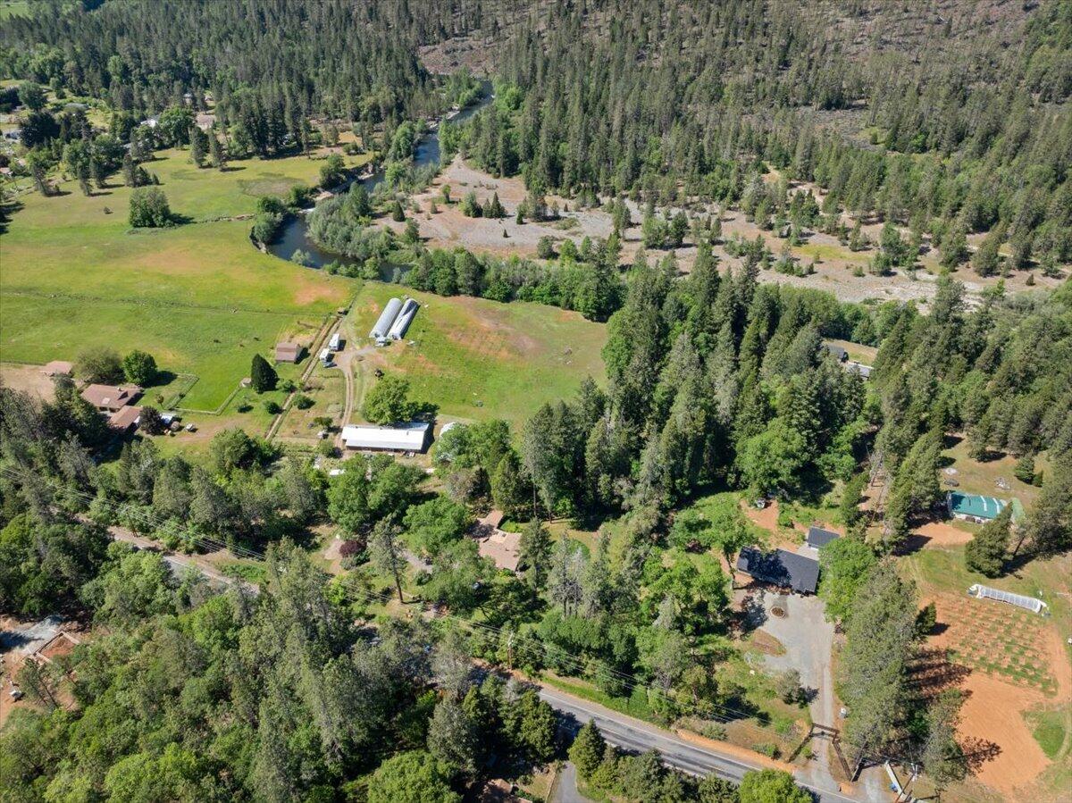 2800 Fish Hatchery Road Grants Pass, OR 97527 - Photo 39 of 42 Gallery Image 39