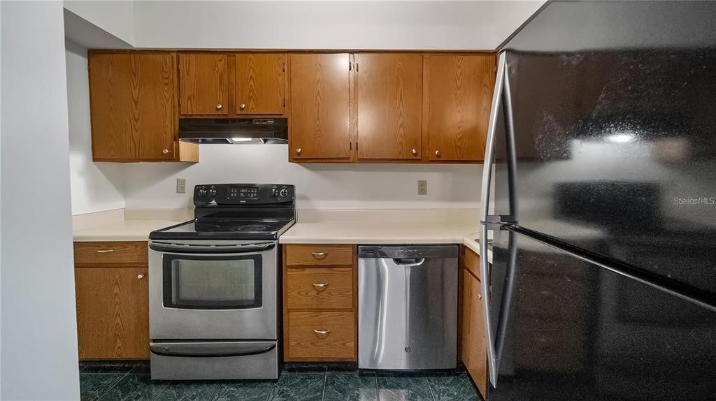 314 Cherokee Court, Unit H Altamonte Springs, FL 32701 - Photo 8 of 19
