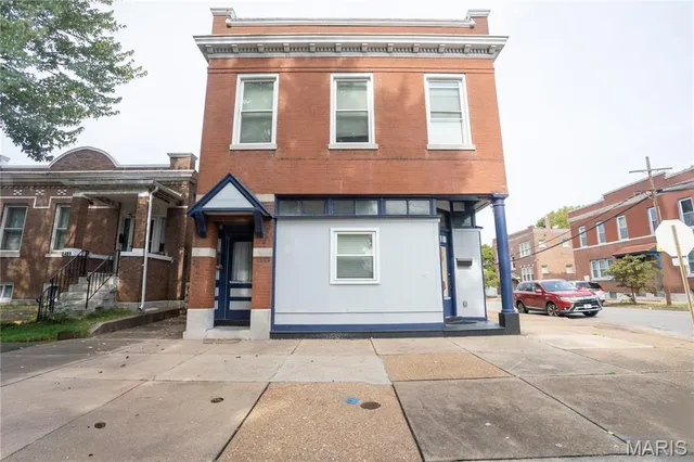 $250,000 | 5401 Idaho Avenue, St. Louis, MO 63111