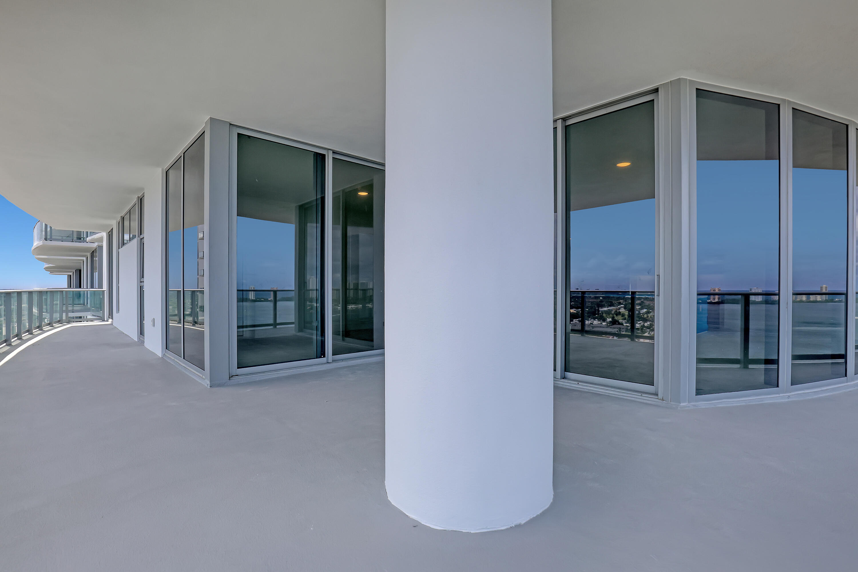 220 Lake Shore Drive, Unit N2103 Lake Park, FL 33403 - Photo 26 of 57 220 Lake Shore #N-2103 (19)