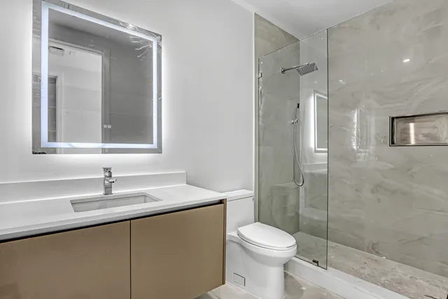 $3,100,000 | 220 Lake Shore Drive, Unit N2103, Lake Park, FL 33403