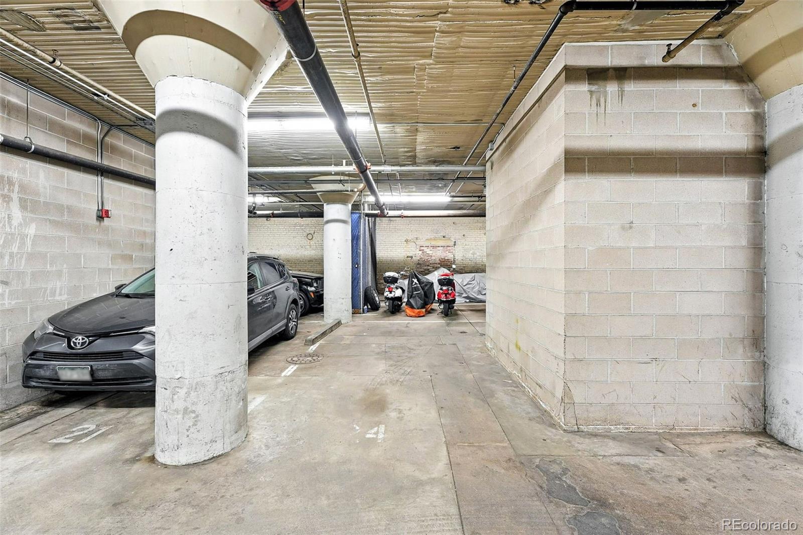 2261 Blake Street, Unit 3E Denver, CO 80205 - Photo 34 of 46 a view of parking garage