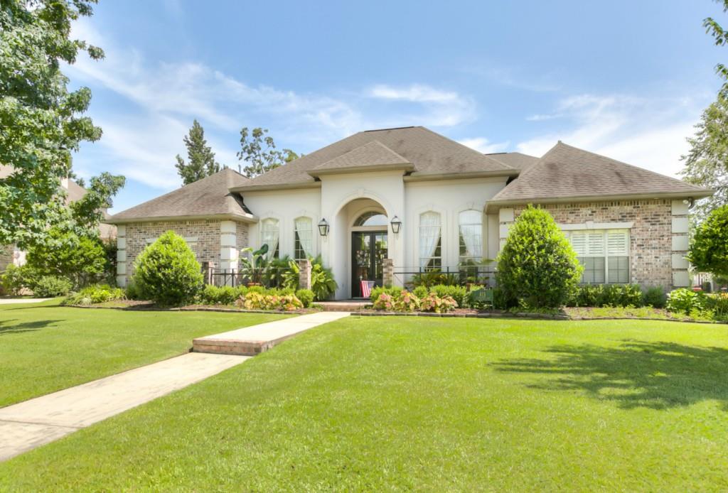413 Southdown Loop Covington, LA 70433 - Photo 1 of 24 Gallery Image 1