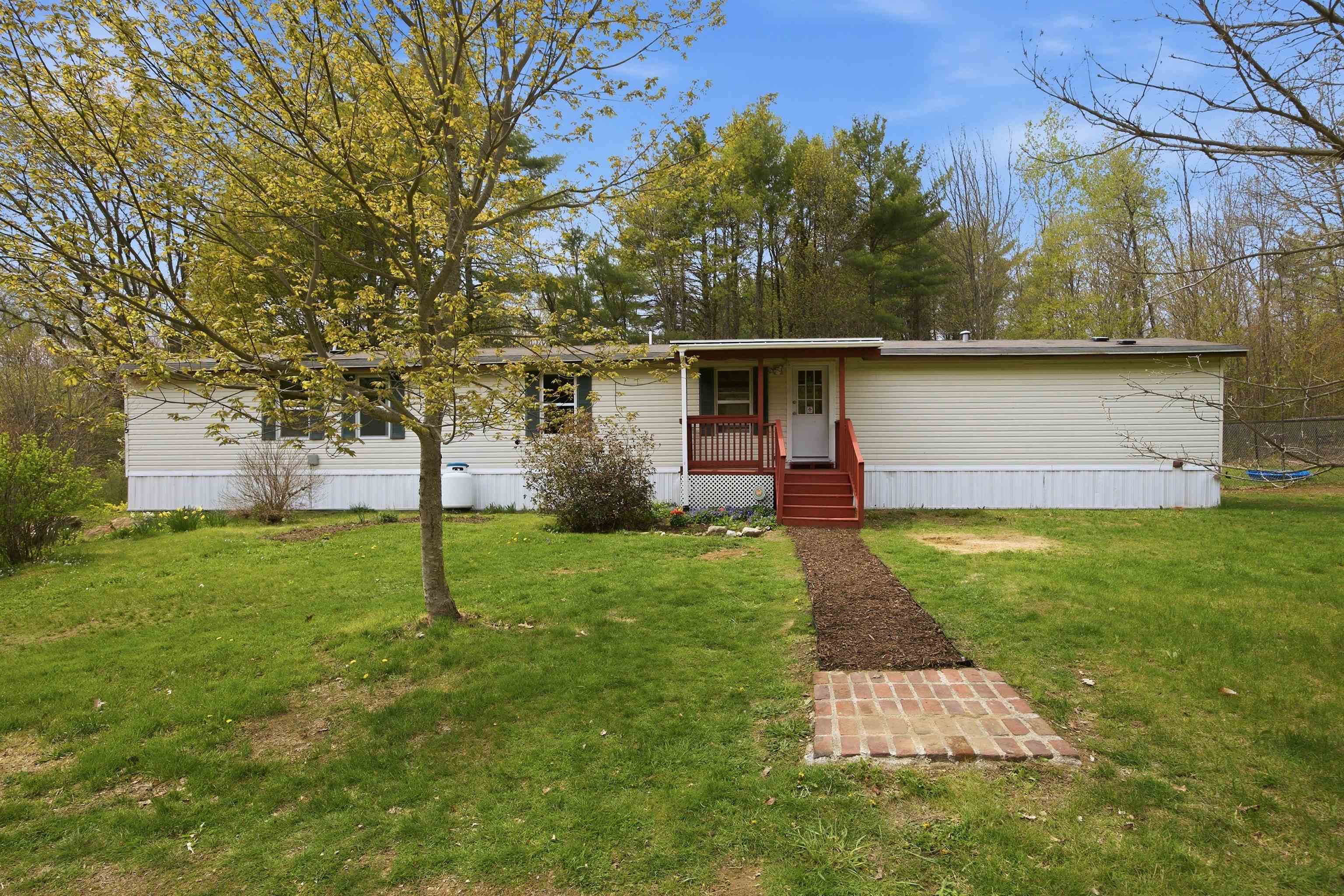215 Leavitt Road Pittsfield, NH 03263 - Photo 1 of 34 Gallery Image 1