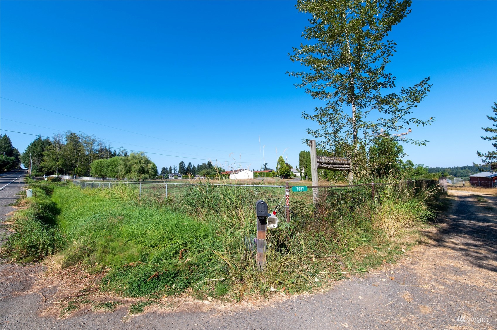 7687 Sidney Road Southwest Port Orchard, WA 98367 - Photo 5 of 12 Gallery Image 5