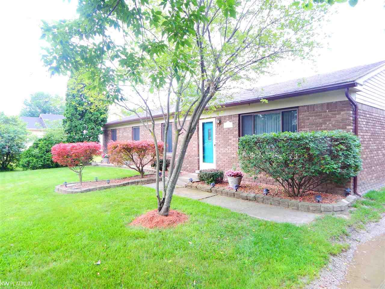 48732 East Ranch Drive Chesterfield, MI 48051 - Photo 2 of 24