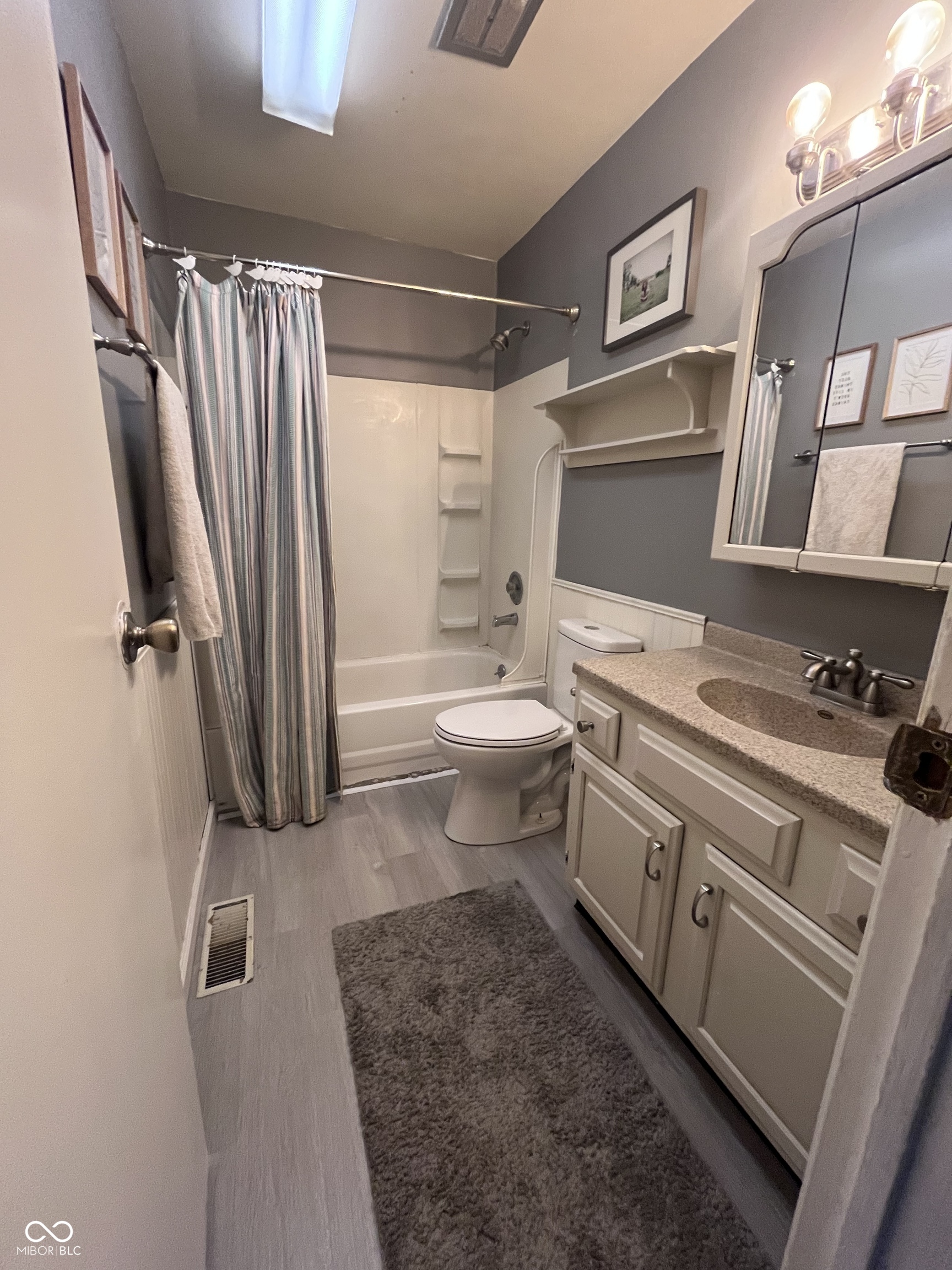 6632 Sargent Road Indianapolis, IN 46256 - Photo 16 of 32 Gallery Image 16