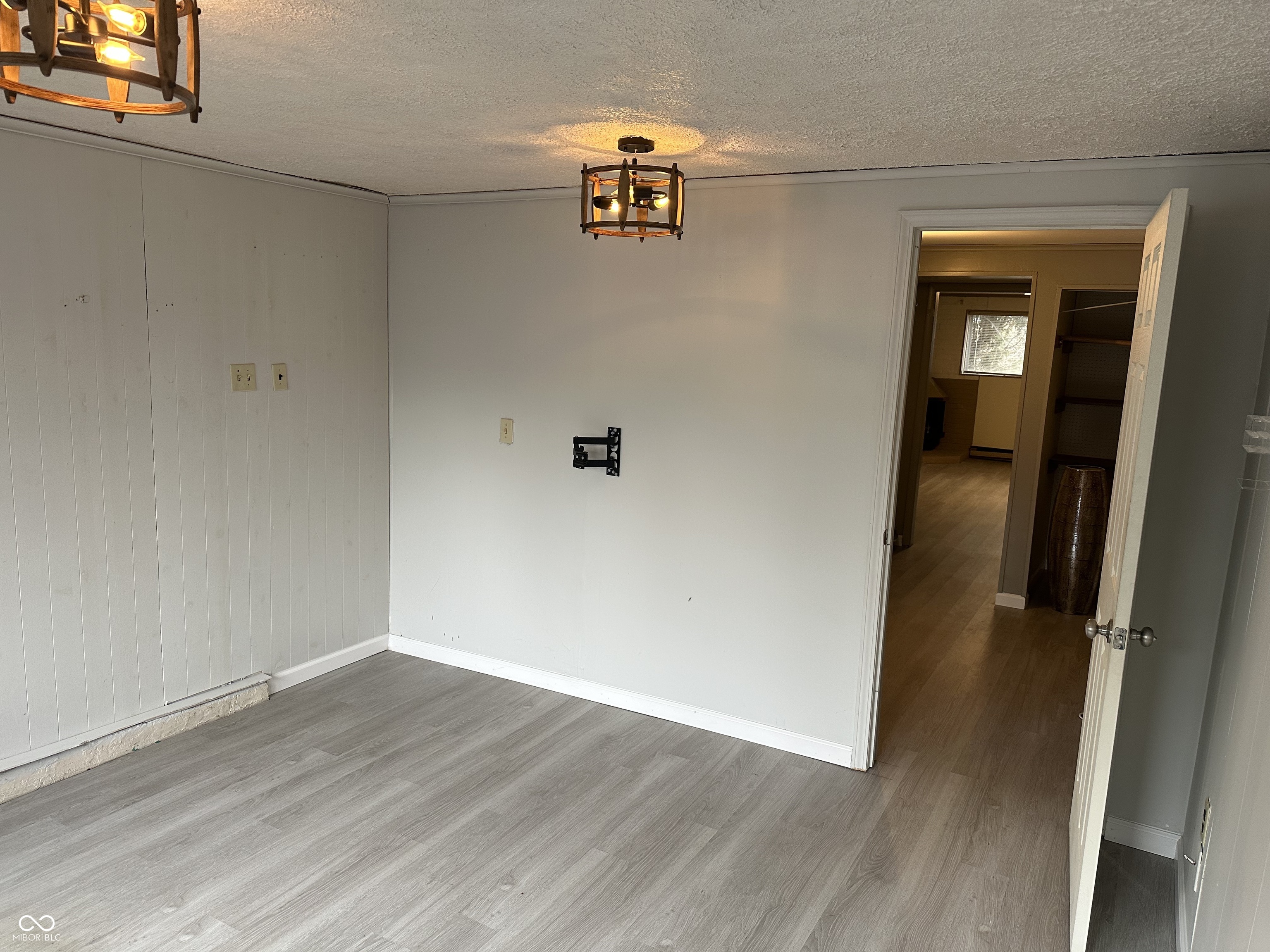 6632 Sargent Road Indianapolis, IN 46256 - Photo 25 of 32 Gallery Image 25