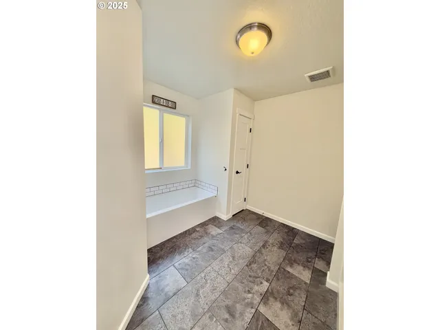 $629,000 | 477 Palisade Drive, Roseburg, OR 97471