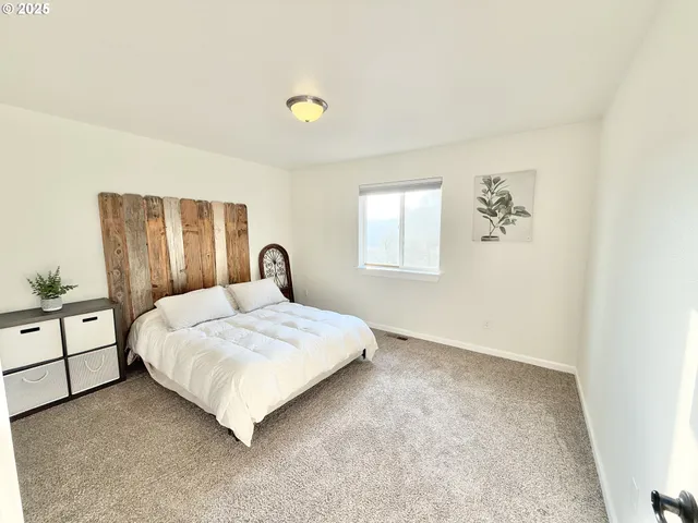 $629,000 | 477 Palisade Drive, Roseburg, OR 97471