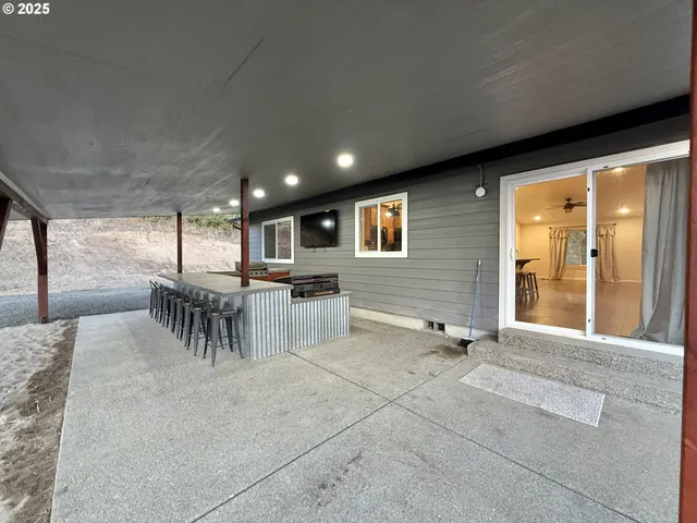 $629,000 | 477 Palisade Drive, Roseburg, OR 97471