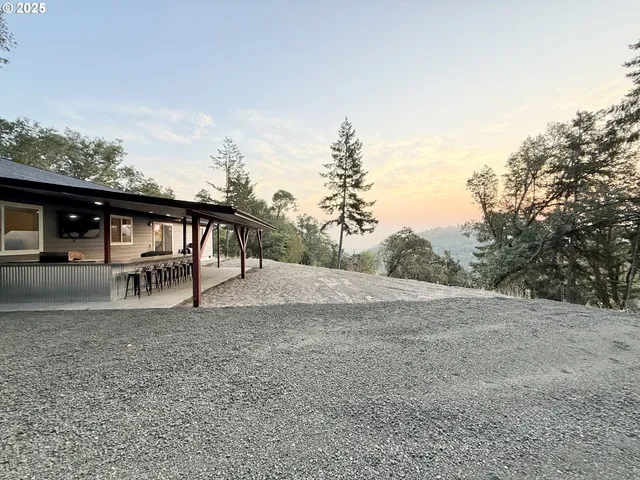 $629,000 | 477 Palisade Drive, Roseburg, OR 97471